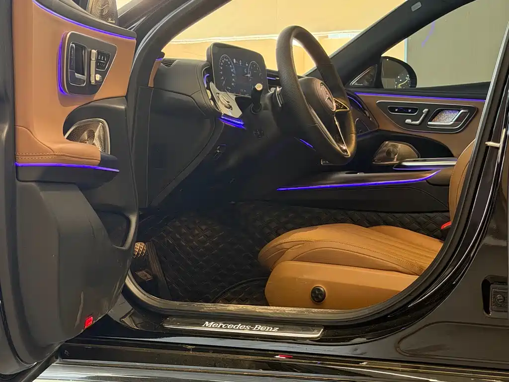 Mercedes-Benz E-Class E 2024 E 300 L Luxury