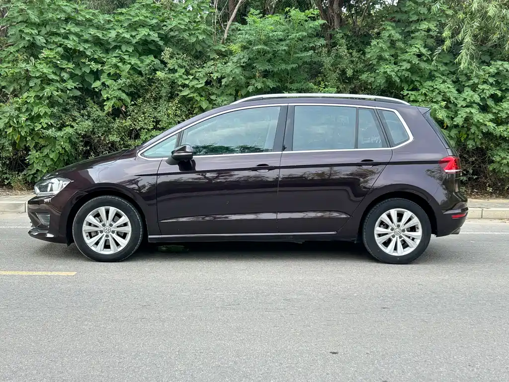 Volkswagen Golf Sportsvan — миниатюра 3
