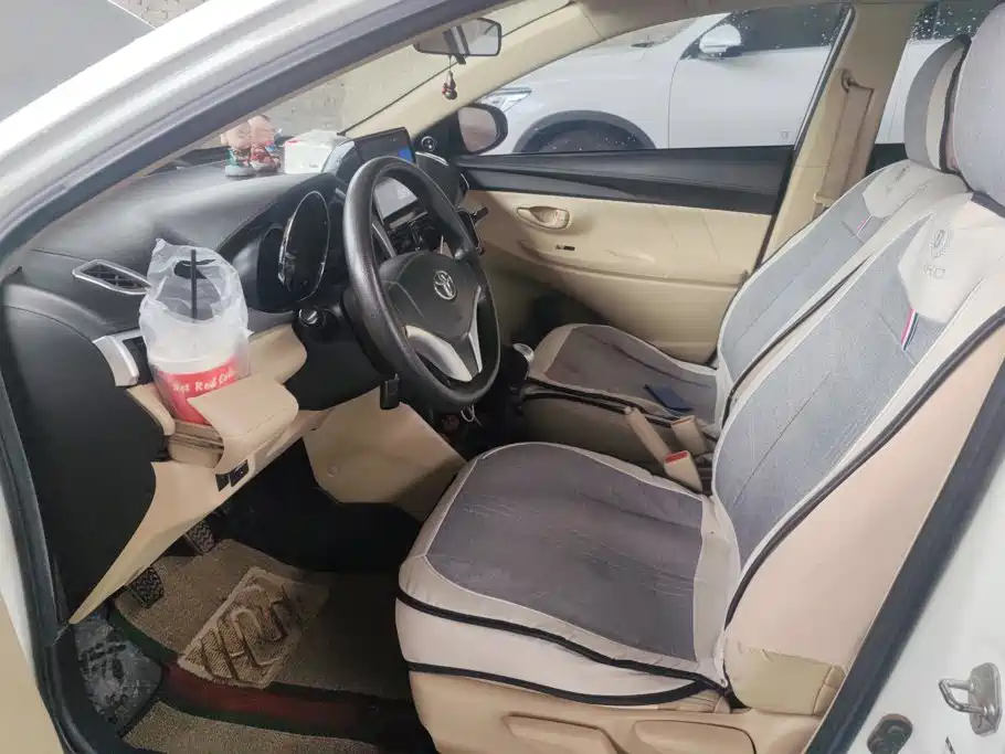 Toyota Vios — миниатюра 9