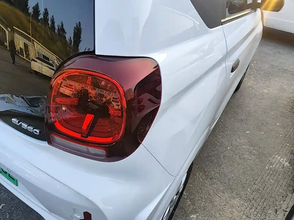 Roewe Clever — миниатюра 8
