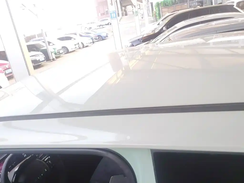 Baojun KiWi EV — миниатюра 16