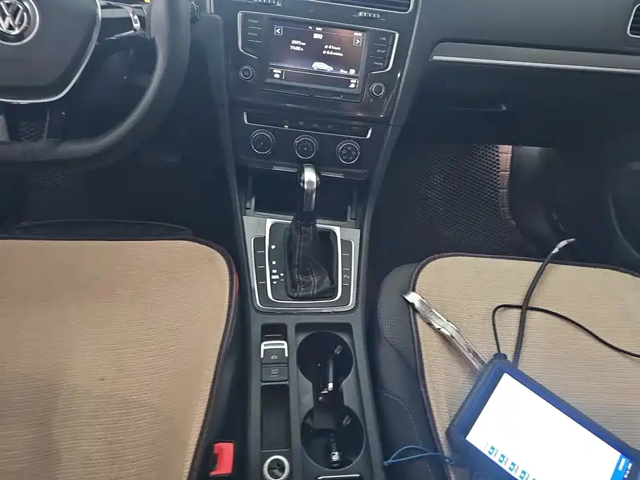 Volkswagen Golf — миниатюра 16