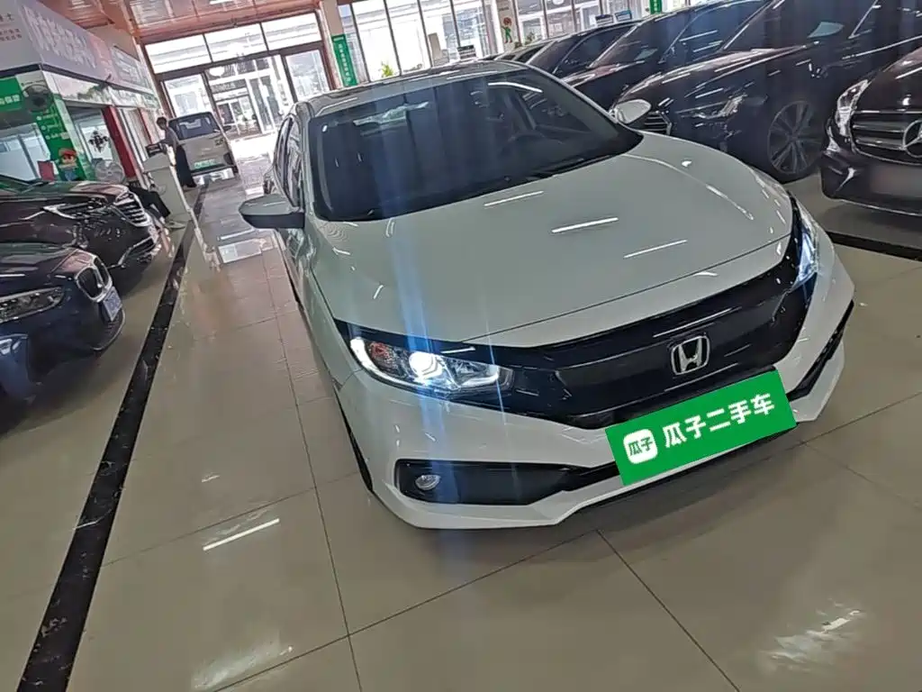 Honda Civic — миниатюра 4