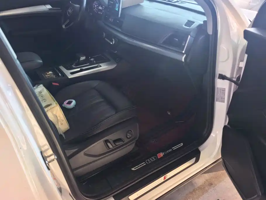 Audi Q5L — миниатюра 8