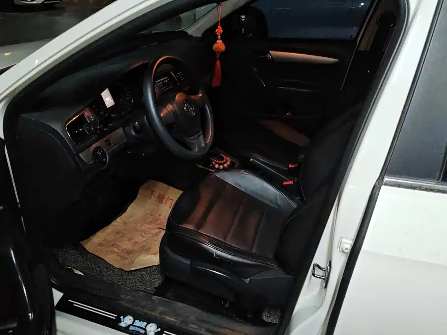 Volkswagen Lavida — миниатюра 9