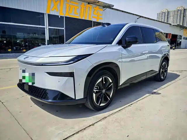 toyota platinum-wisdom-3x