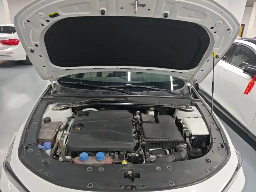 Changan UNI-V iDD — миниатюра 20