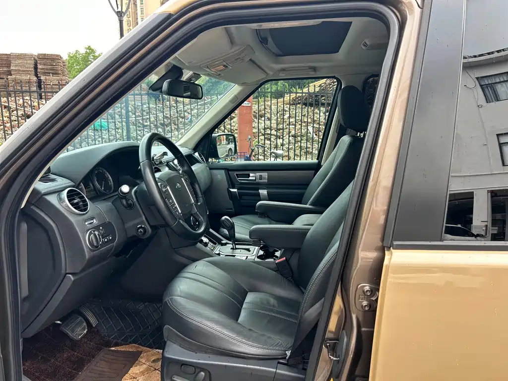 Land Rover Discovery — миниатюра 10
