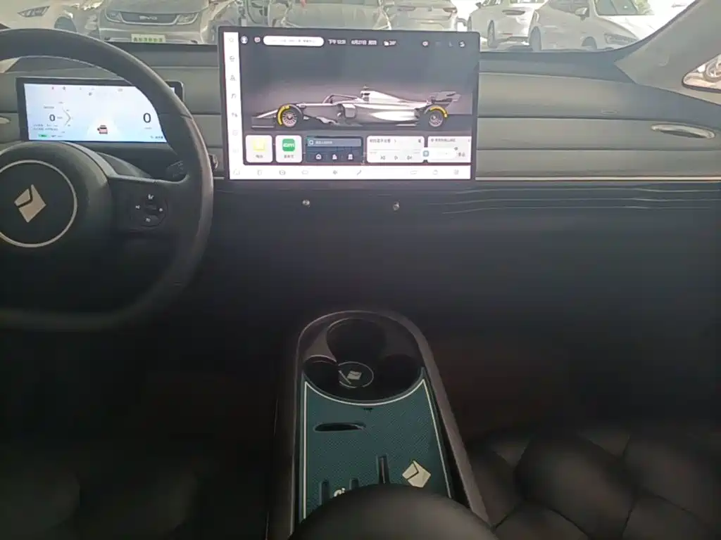 Baojun Yunduo — миниатюра 13