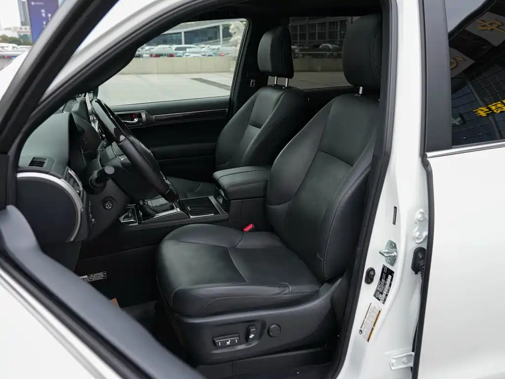 Lexus GX — миниатюра 9