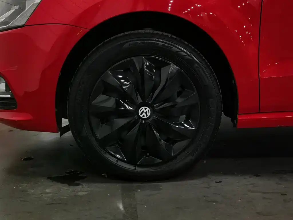 Volkswagen Polo — миниатюра 17