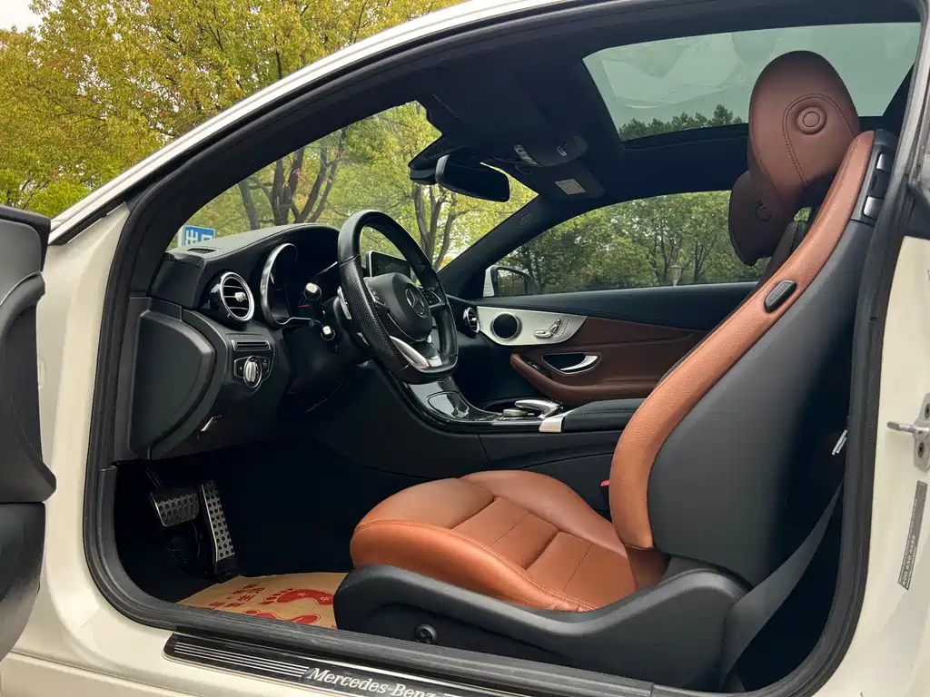 Mercedes-Benz C-Class (Import) — миниатюра 11