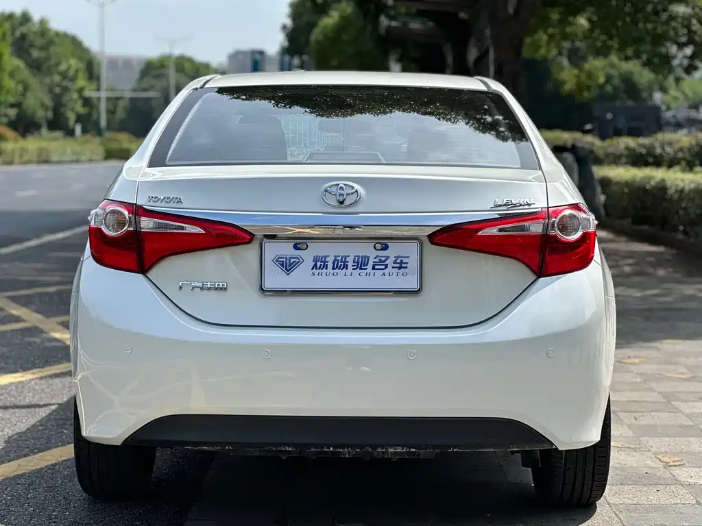 Toyota Corolla Levin 2014 1.8GS CVT Elite