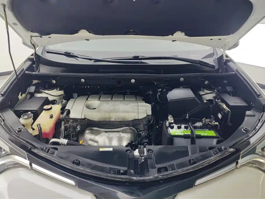 TOYOTA RAV4 RONGFANG