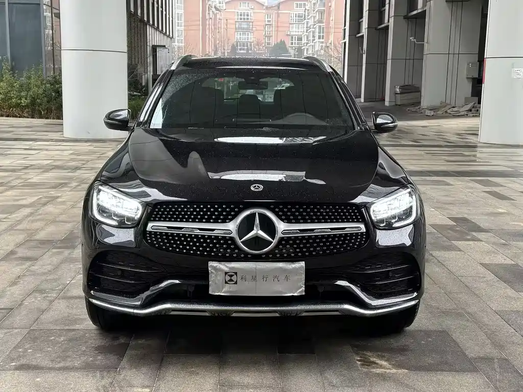 MERCEDES-BENZ GLC