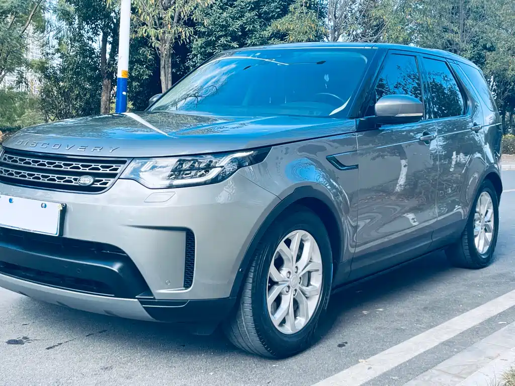 Land Rover Discovery 2020
