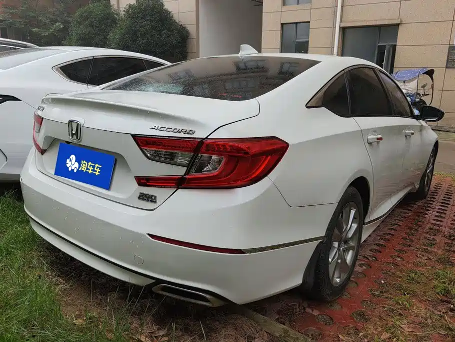 Honda Accord — миниатюра 3