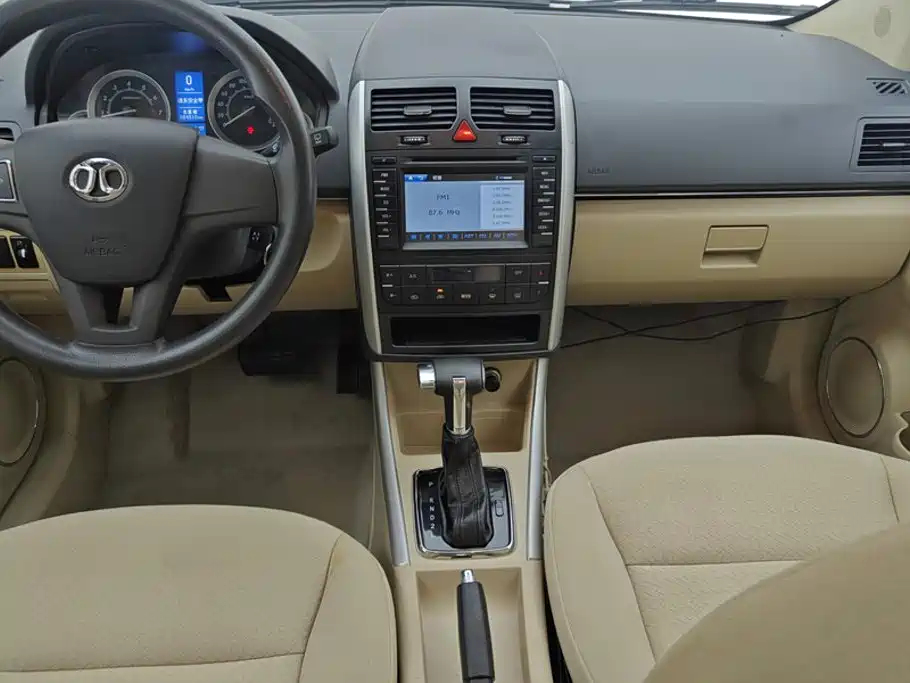 BAIC E-Series — миниатюра 15