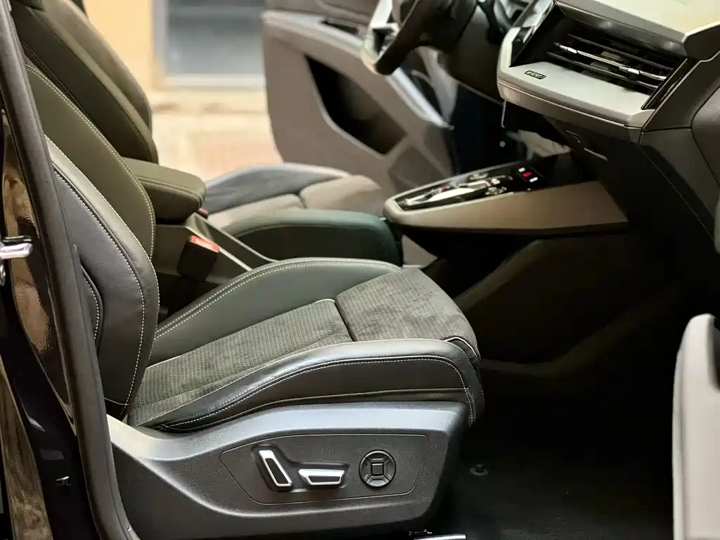 Audi Q5 e-tron 2023 40 e-tron
