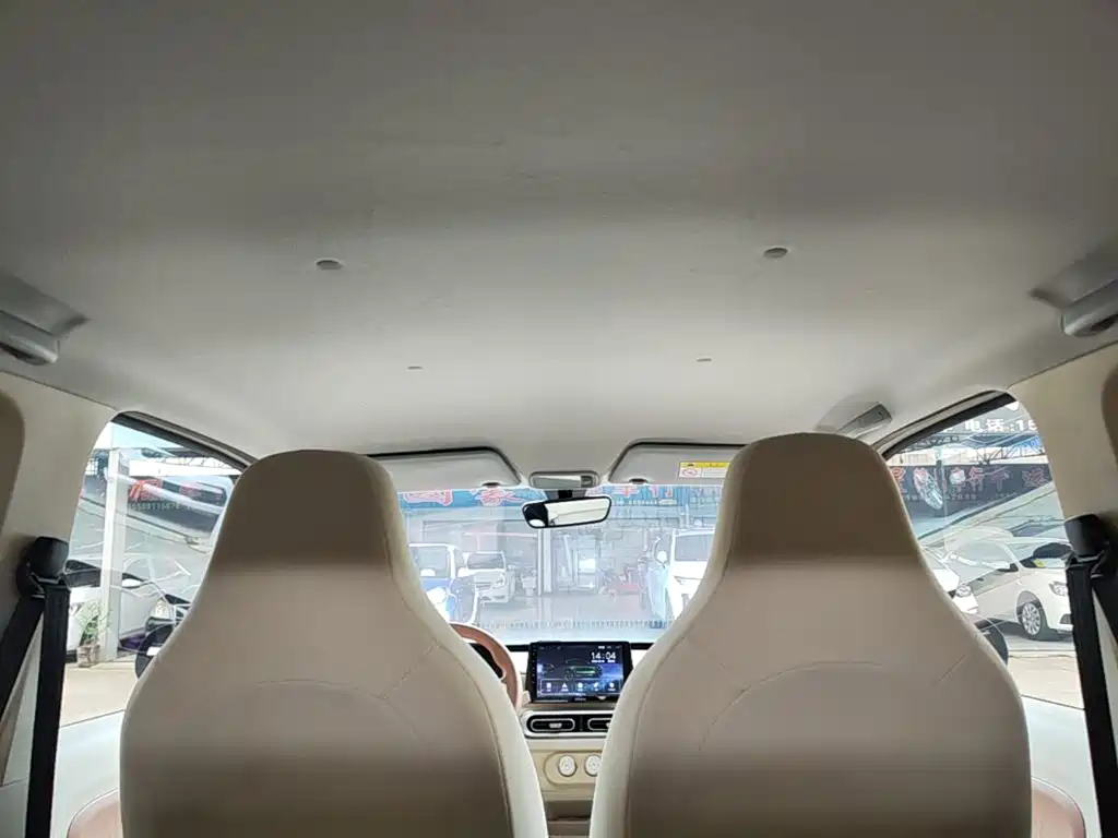Wuling MINIEV — миниатюра 18