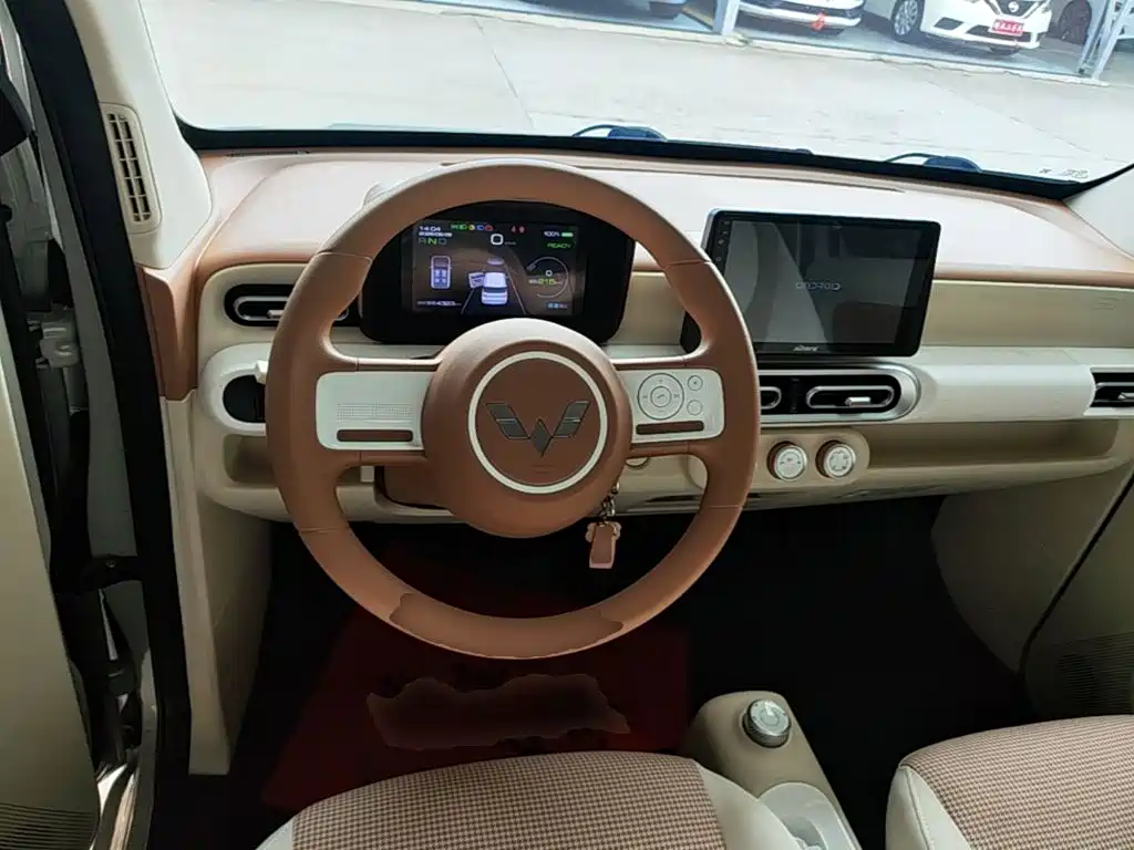 Wuling MINIEV — миниатюра 11