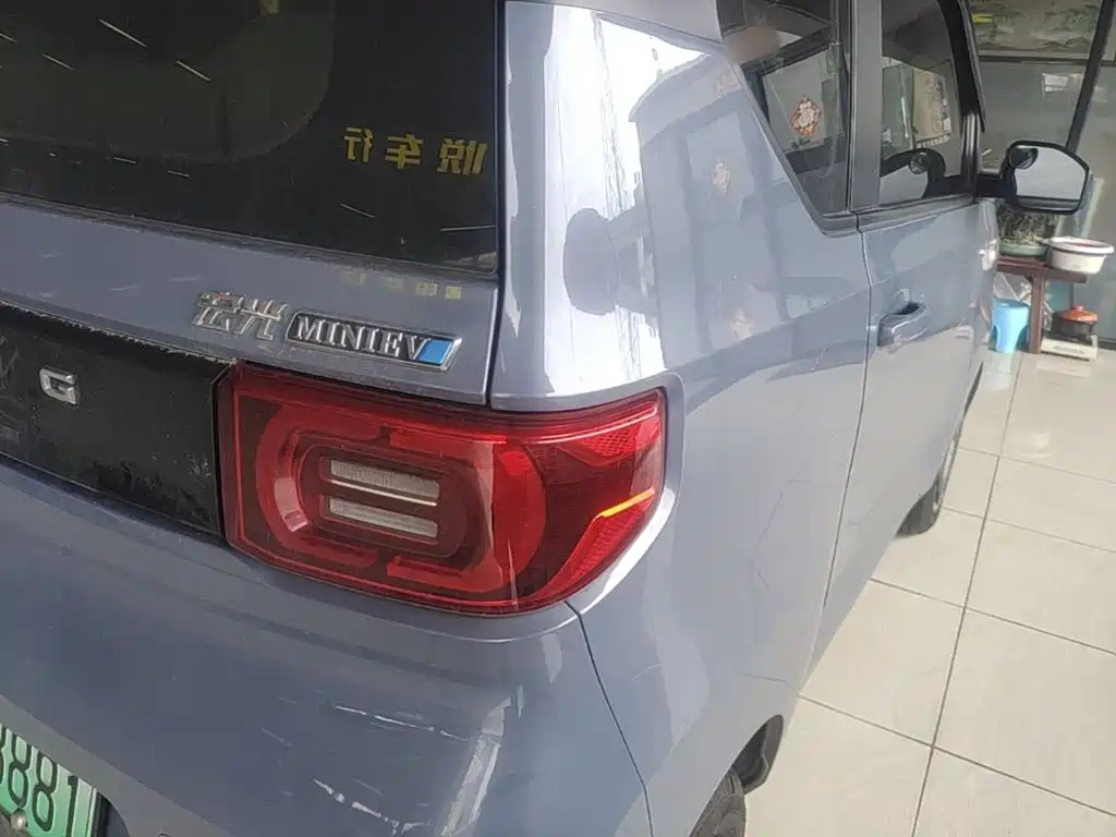 Wuling MINIEV — миниатюра 24