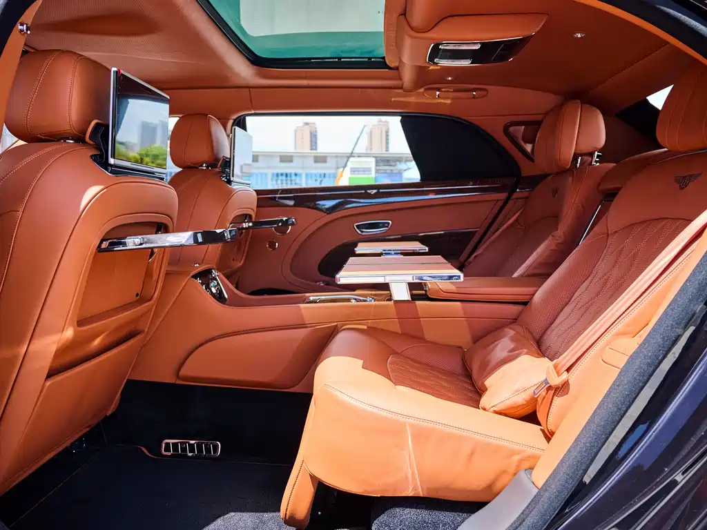 Bentley Mulsanne 6.8T Long Wheelbase Edition, фото 17