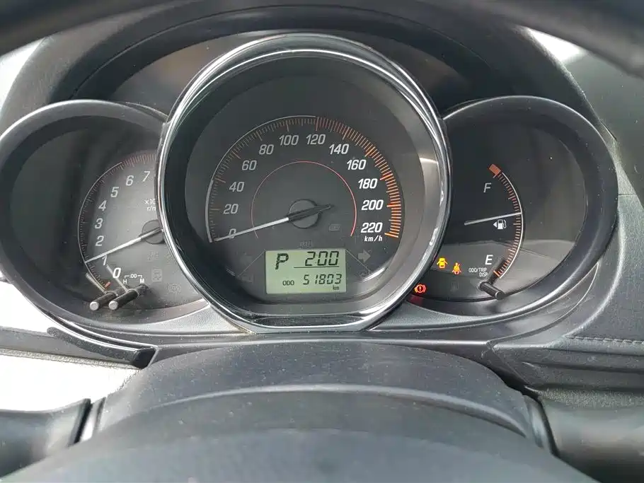 TOYOTA YARIS L TO ENJOY