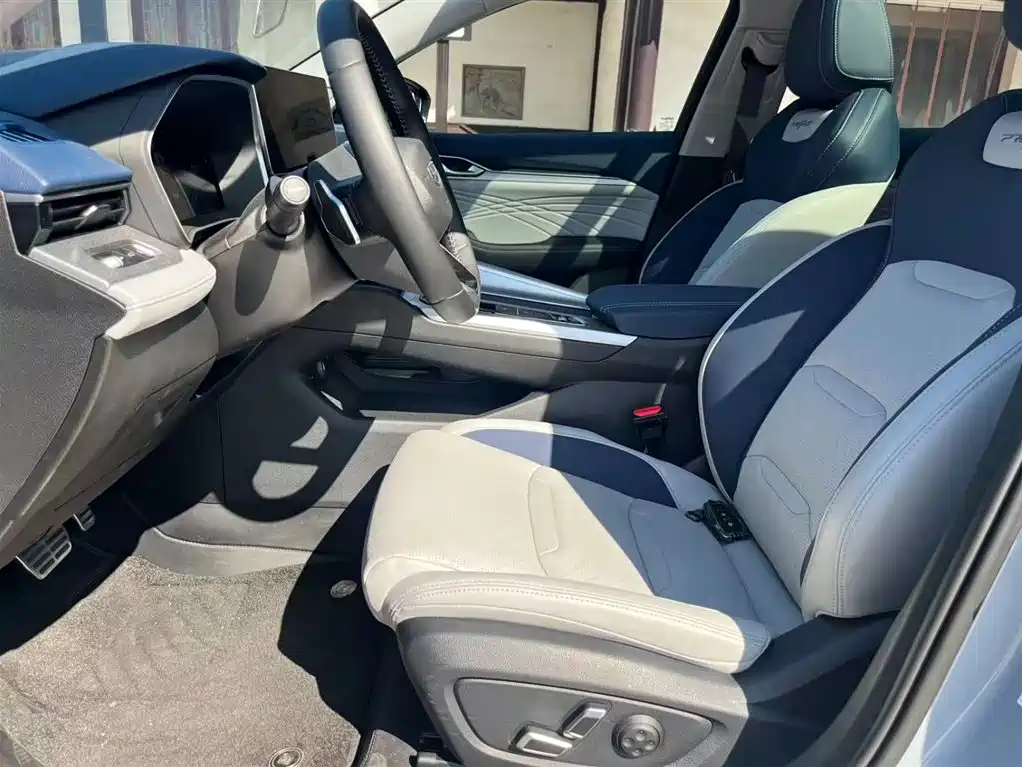 GEELY AUTOMOBILE XINGRUI