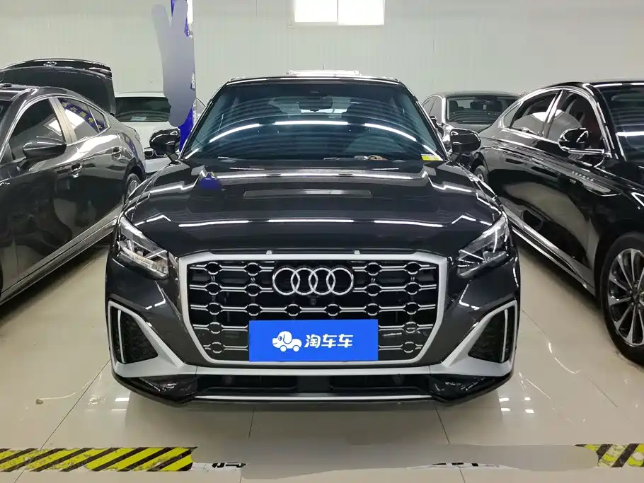 Audi Q2L — миниатюра 2