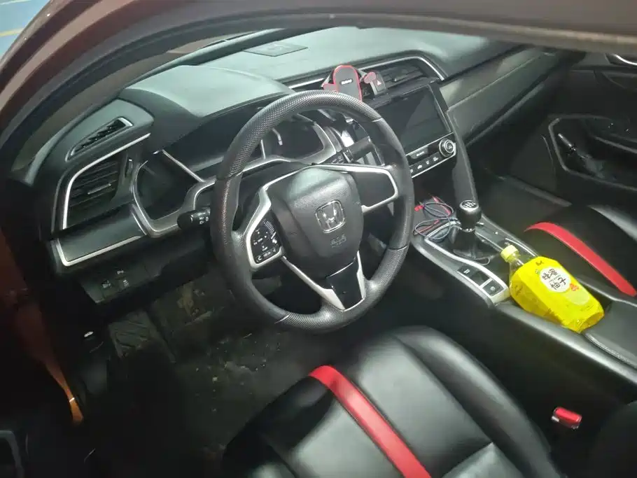 Honda Civic — миниатюра 15
