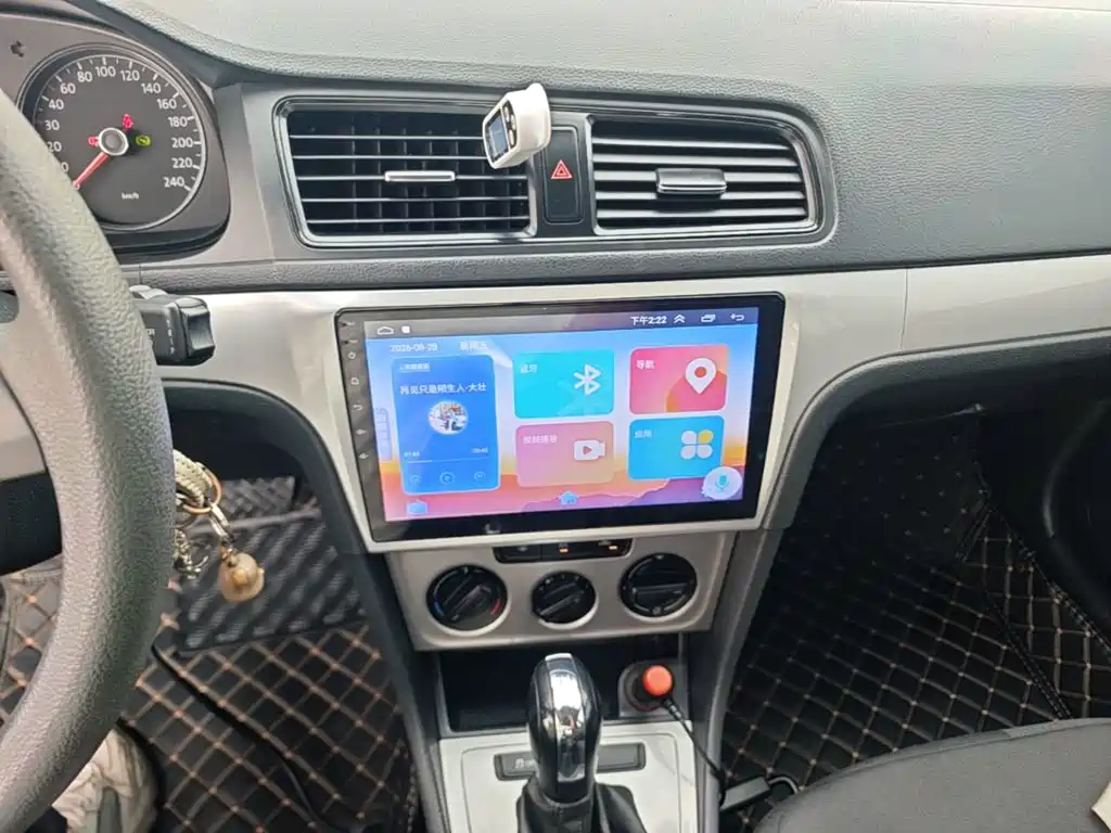 Volkswagen Lavida — миниатюра 13