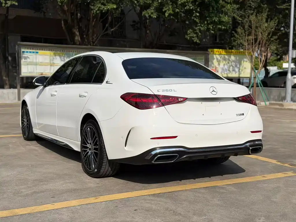 Mercedes-Benz C-Class — миниатюра 17
