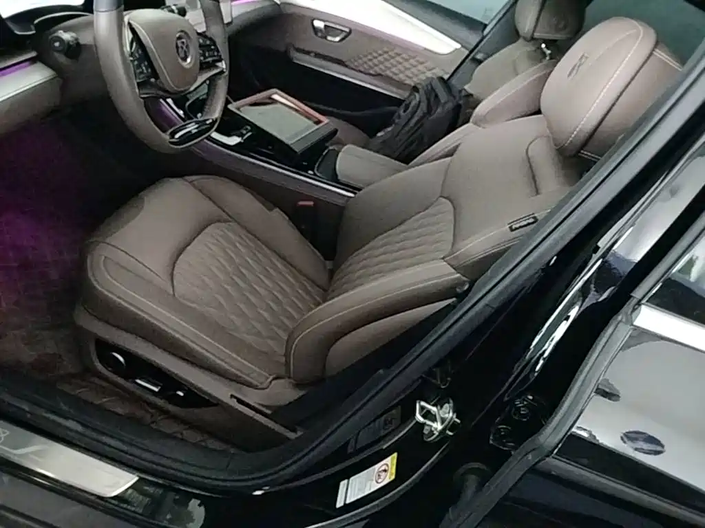 BYD Han — миниатюра 15
