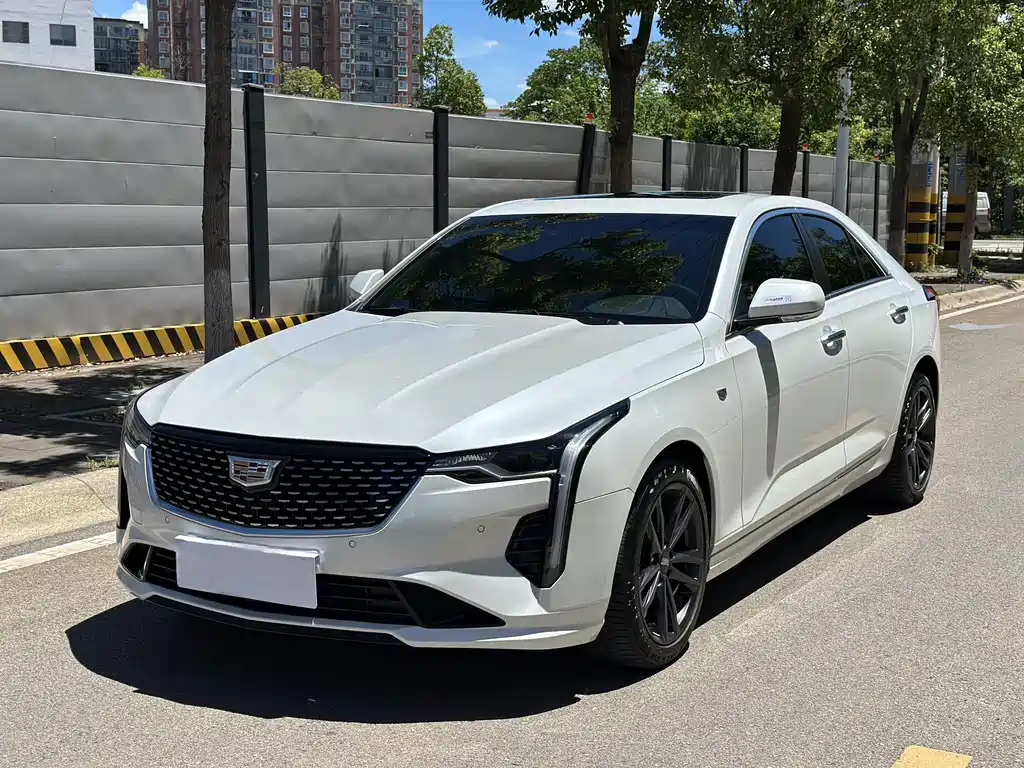 Cadillac CT4 2024