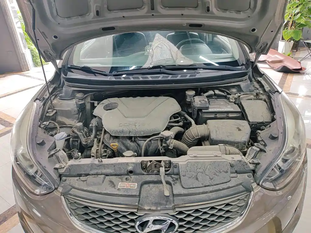Hyundai Elantra Langdong — миниатюра 20