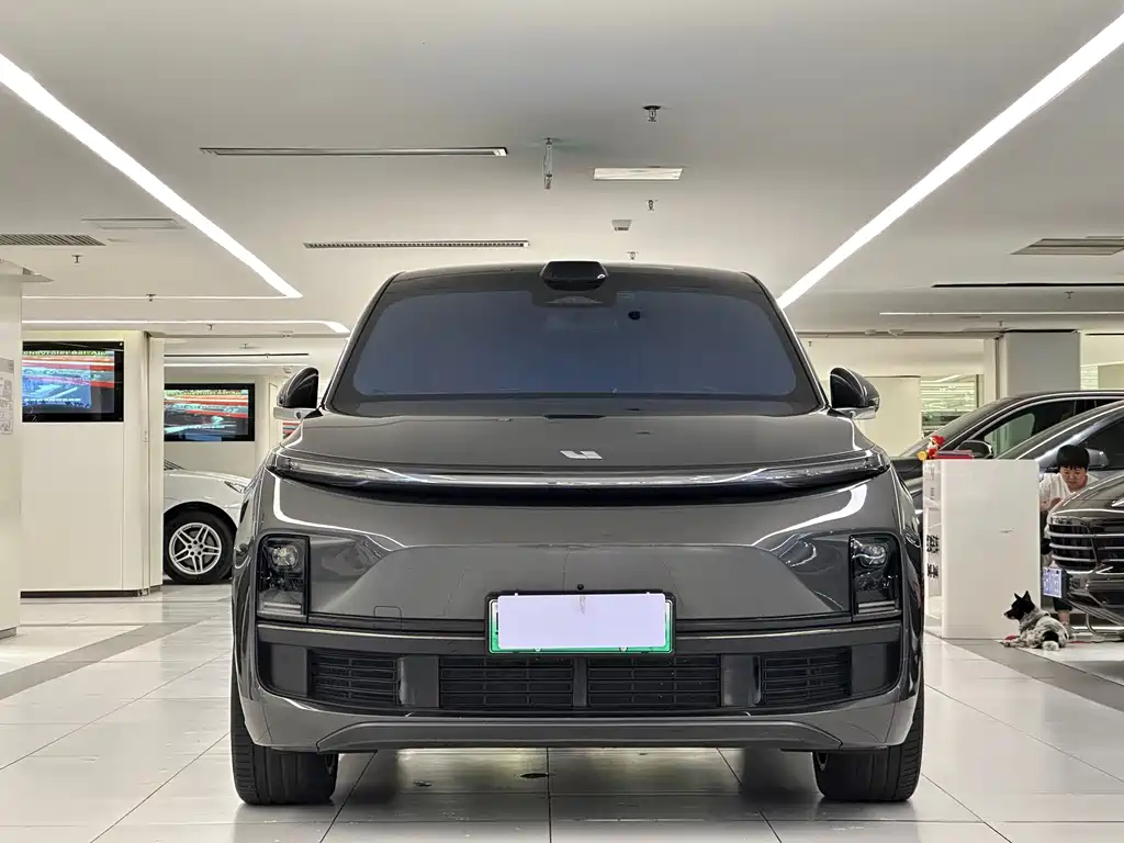 Li Auto Li L8 — миниатюра 2