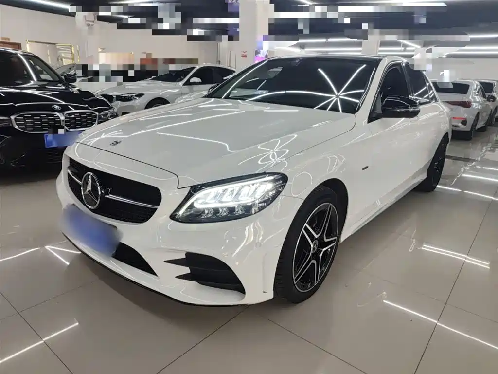Mercedes-Benz C-Class 2021