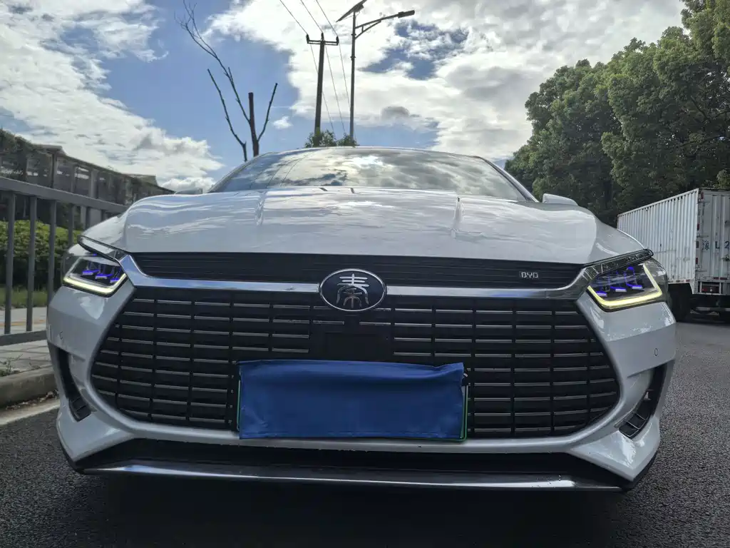 BYD Qin Pro NEV — миниатюра 2