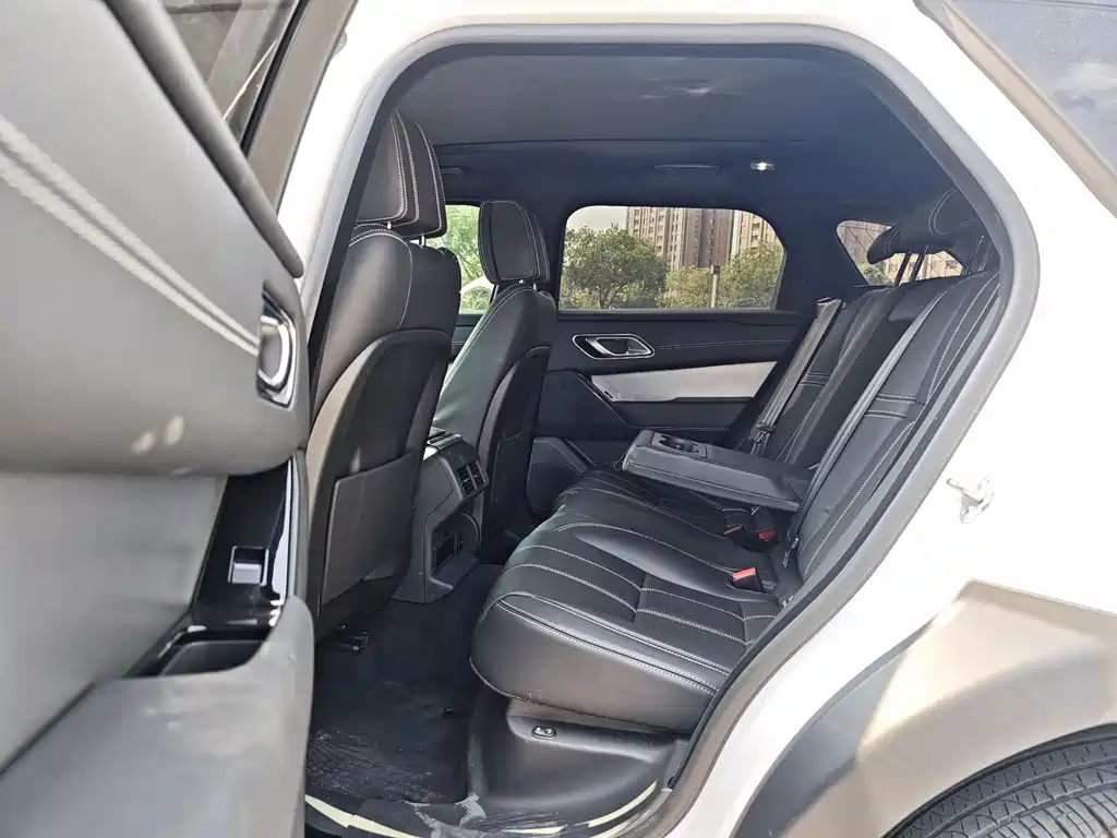 Land Rover Velar — миниатюра 9