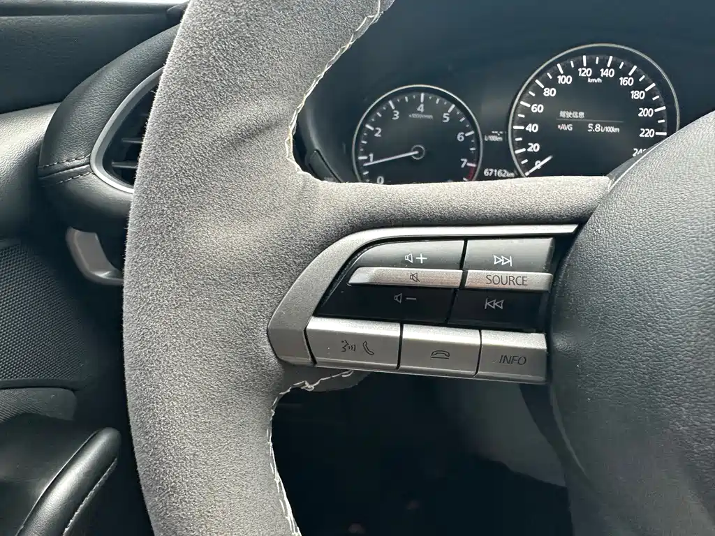 Mazda 3 Axela — миниатюра 10