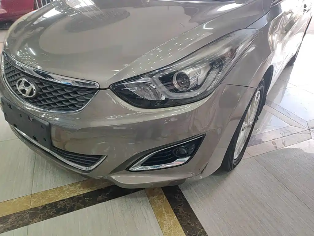 Hyundai Elantra Langdong — миниатюра 24