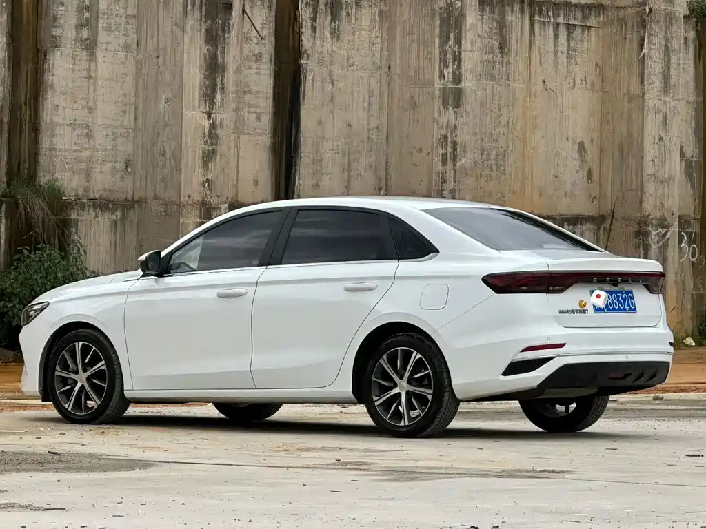 Geely Emgrand — миниатюра 4