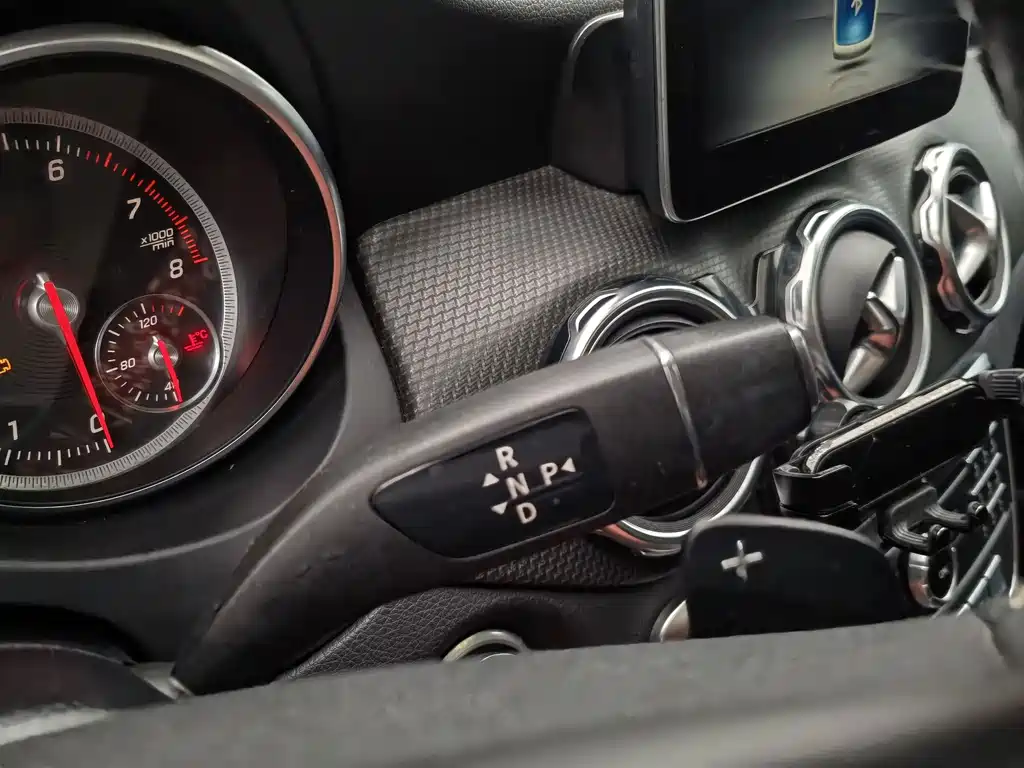 Mercedes-Benz GLA — миниатюра 14