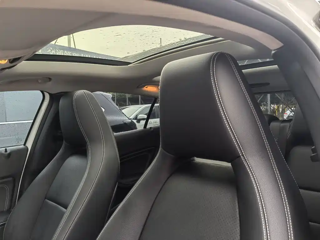 Mercedes-Benz GLA — миниатюра 20