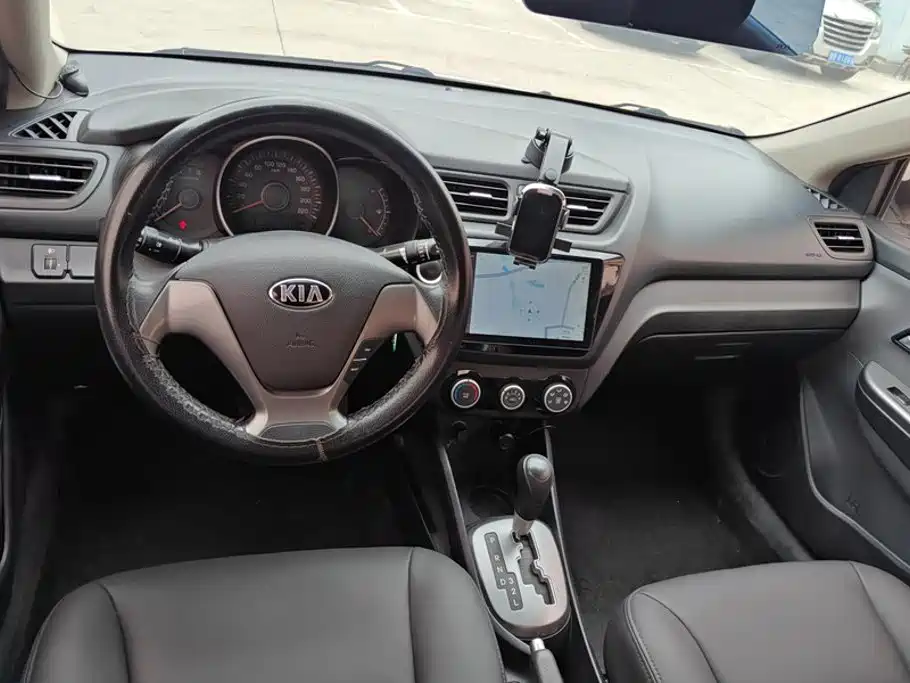 Kia K2 — миниатюра 12