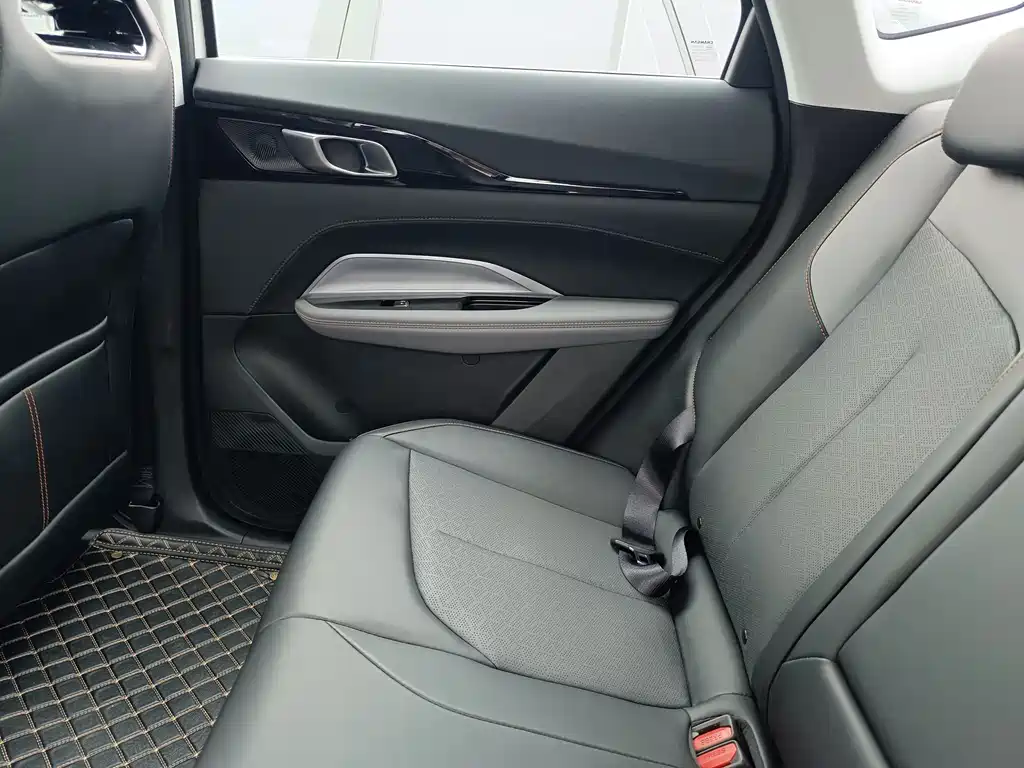 CHANGAN CHANGAN AUCHAN Z6