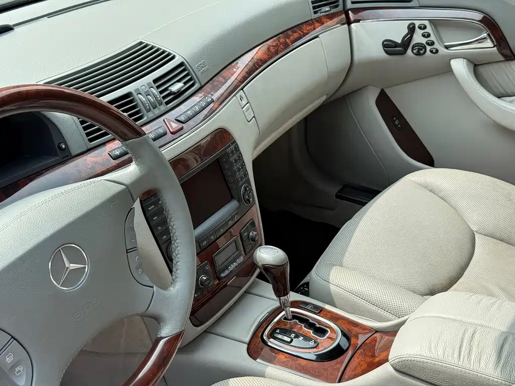 Mercedes-Benz S-Class — миниатюра 26