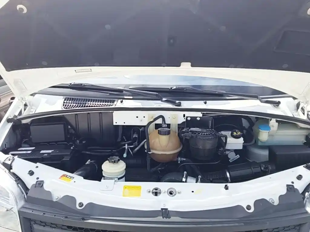 Maxus V80 — миниатюра 25