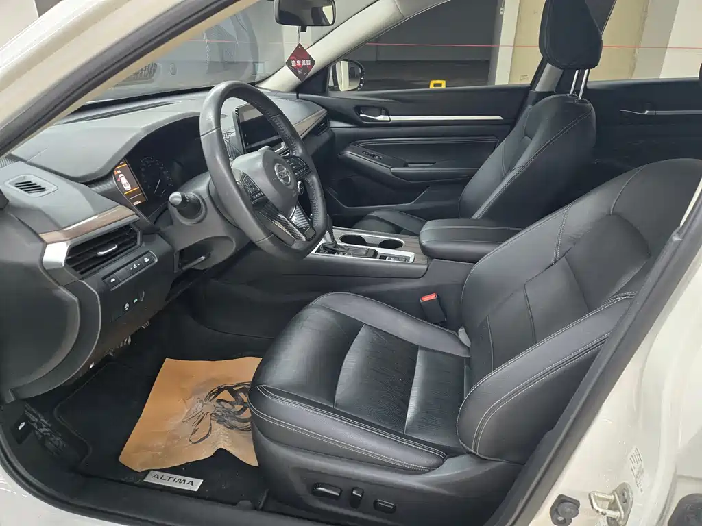 Nissan Teana — миниатюра 8